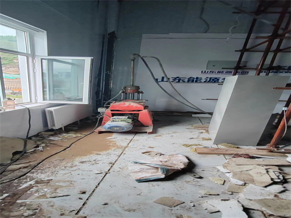 临夏市地基基础下沉墙体裂缝加固注浆顶升施工